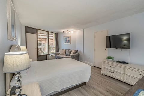 Adorable Ocean front condo
