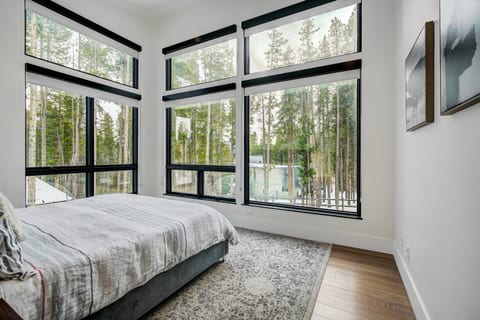 Bedroom #1