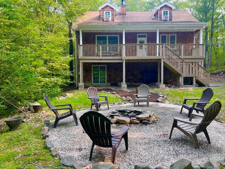 Cabaña tranquila en 2.5 acres boscosos - 3 habitaciones/2.5 baños - Catskill