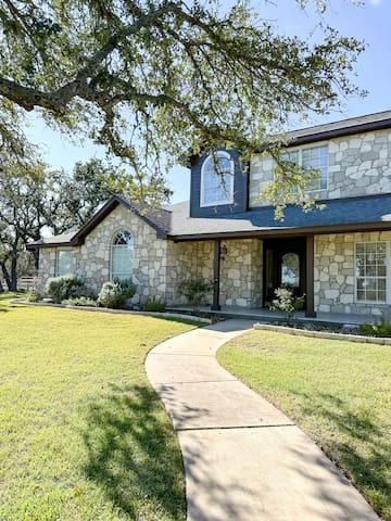 Hill Country Retreat