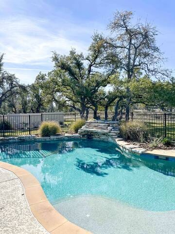 Hill Country Retreat