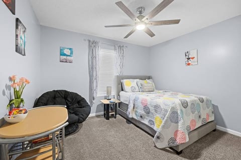 2 Rooms Private Entry No Shared Spaces By Downtown