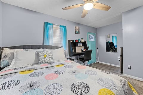 2 Rooms Private Entry No Shared Spaces By Downtown
