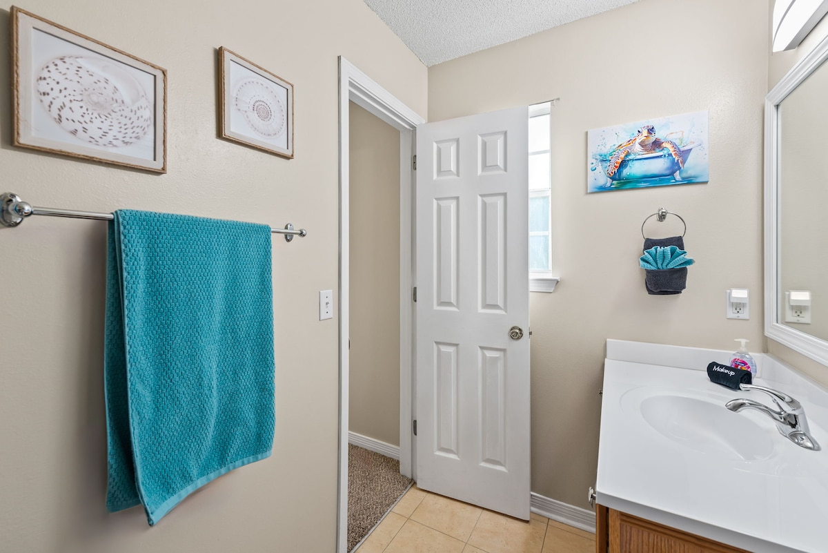 Cozy Family Beach Retreat – August & Fall Dates!
