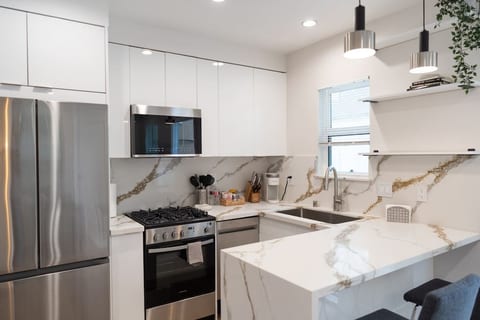 KITCHEN -- View 3D Virtual Tour of the Property Here: https://tinyurl.com/4uzbcdfx