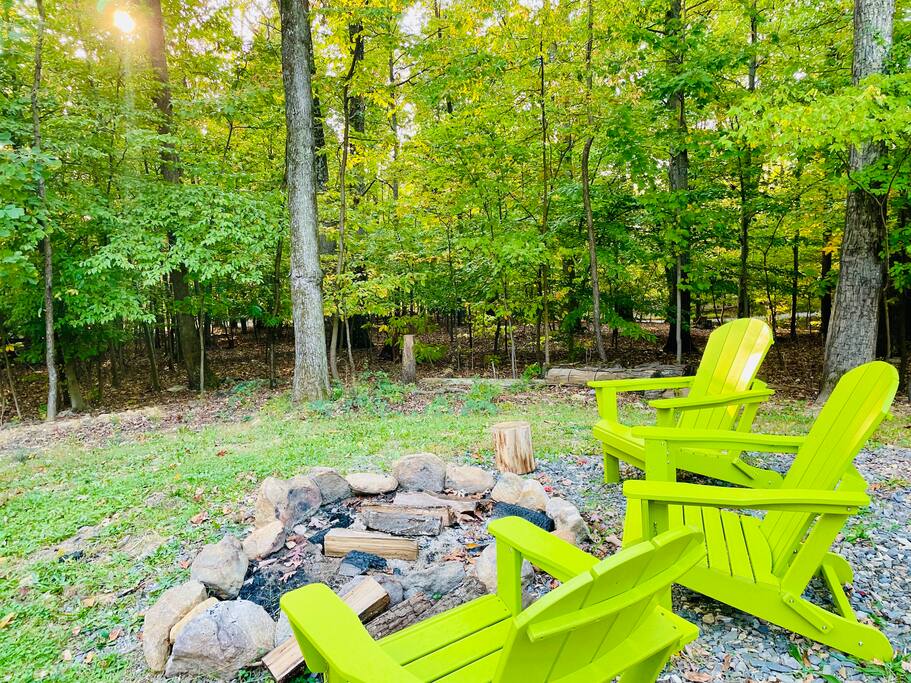 4 King Suites | Hot Tub | FirePit | Arcade | Games