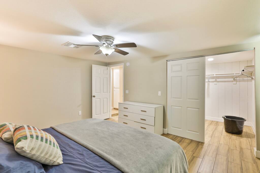 Bedroom # 4: King bed with walk in closet