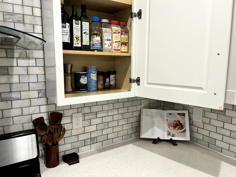 The kitchen comes stocked with spices, oils, and cooking ingredients! Plus we have a local cookbook of Nashville Eats recipes!