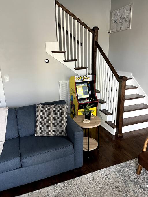 Newly added Pac-Man arcade game!