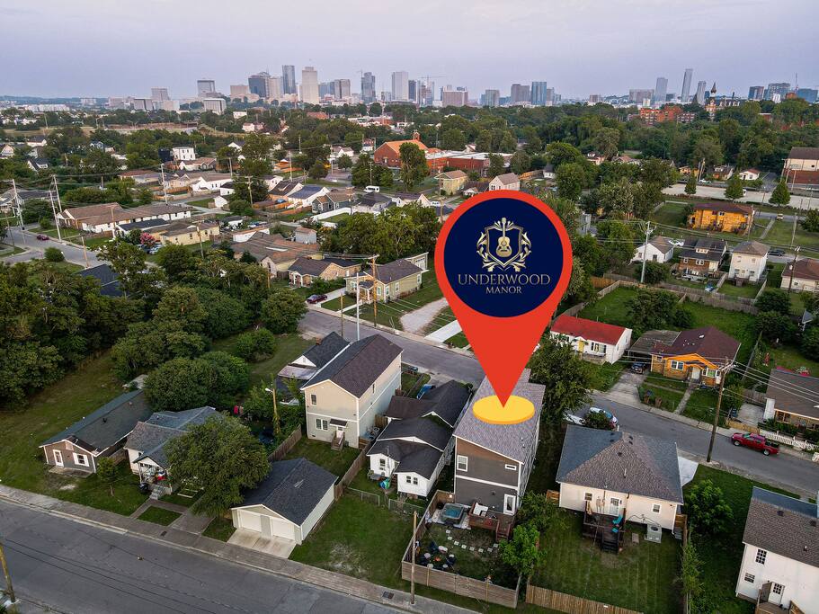 Close to downtown! Only 5-7 minute drive to all the honky tonks! Close to Broadway, Germantown, the Gulch, & Top Golf