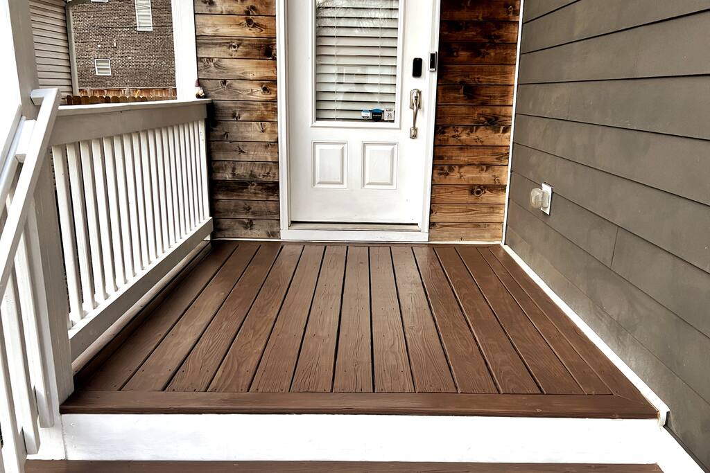 Front Porch | Private Entry | Smart Lock Access
Welcoming front porch with wood paneling and private entry door, featuring a modern smart lock system for easy self check-in and added security.