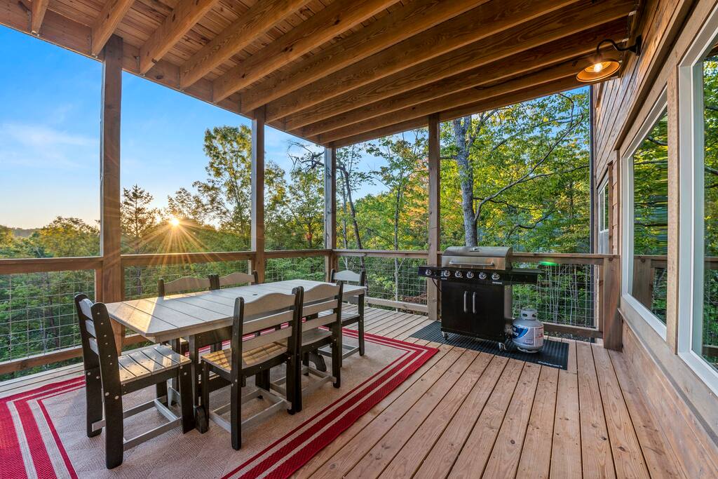 Overlook Swim Lodge - Sevierville Overlook Swim Lodge - Sevierville