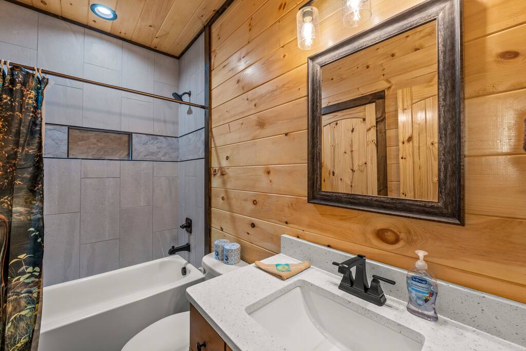 Overlook Swim Lodge - Sevierville Overlook Swim Lodge - Sevierville