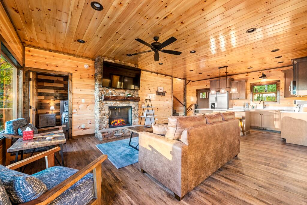 Overlook Swim Lodge - Sevierville Overlook Swim Lodge - Sevierville