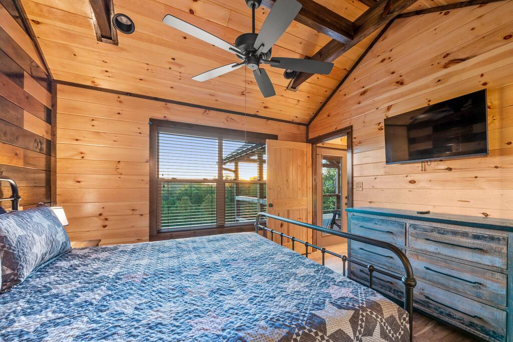Overlook Swim Lodge - Sevierville Overlook Swim Lodge - Sevierville