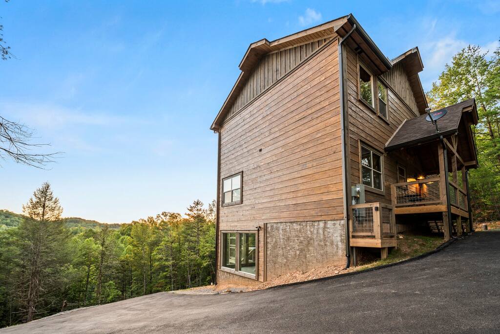 Overlook Swim Lodge - Sevierville Overlook Swim Lodge - Sevierville