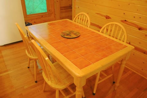 Dining area , the island offers ad