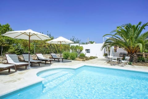 Pool & Sun Loungers & Finca
