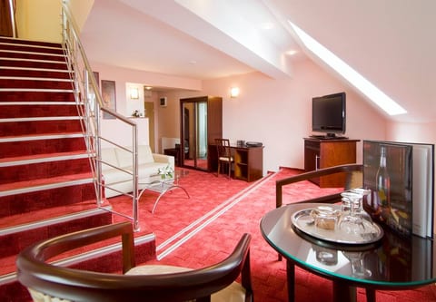 Duplex Suite Livingroom