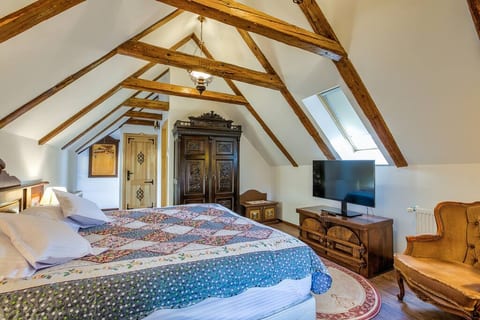Saxon Chalet with private pool