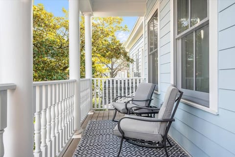 Historic District Gem: New 2BR/2BA for Long Stays