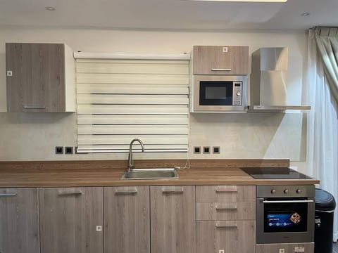 Park D-plus Apartments Studio - Cantonments