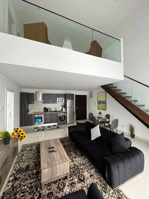 Embassy Garden Dplus 2Bed Duplex
