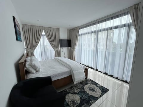 Embassy Garden Dplus 2Bed Duplex