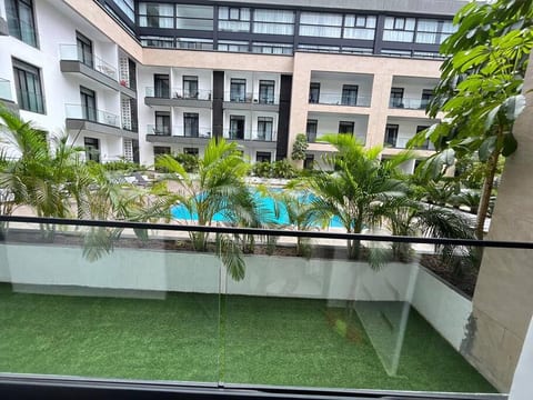 Embassy Gardens D-plus One bed + living Apartment
