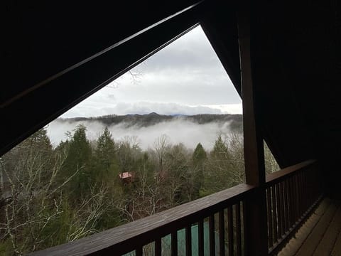 Sleep in the Clouds Upper Balcony