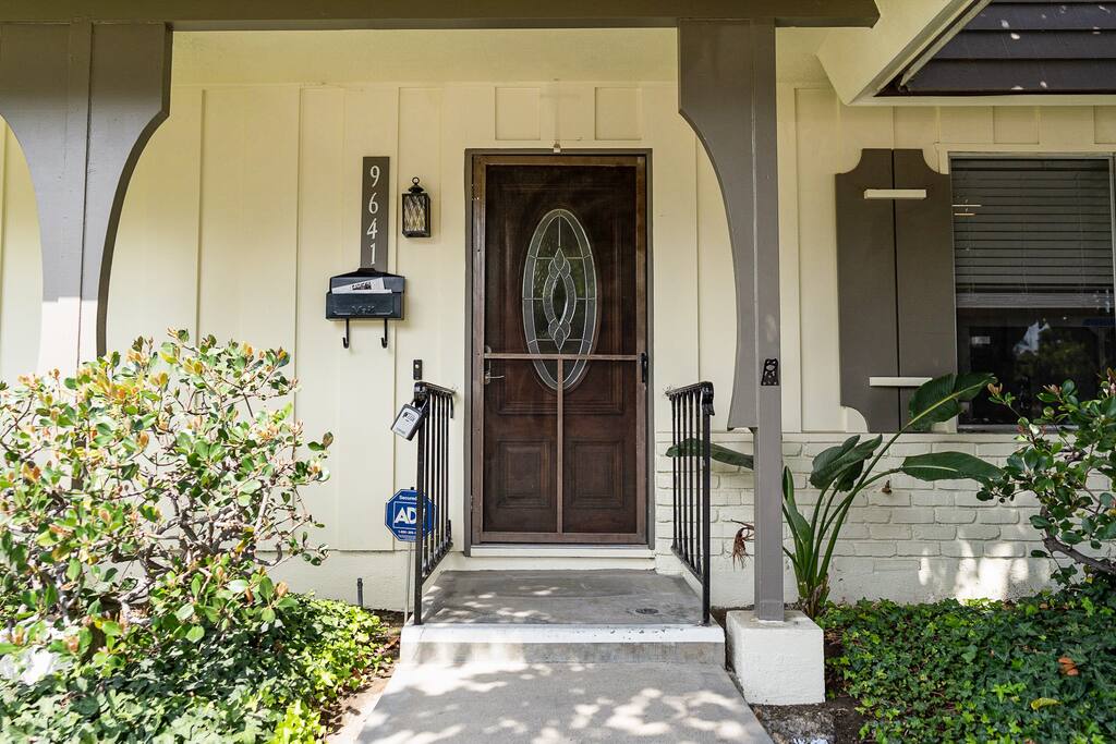 EXTERIOR OF THE HOUSE -- View 3D Virtual Tour of the Property Here: https://tinyurl.com/dxm8u44h - Cypress Bliss: 3BR w/ Garage, Community Pools p33 - Cypress