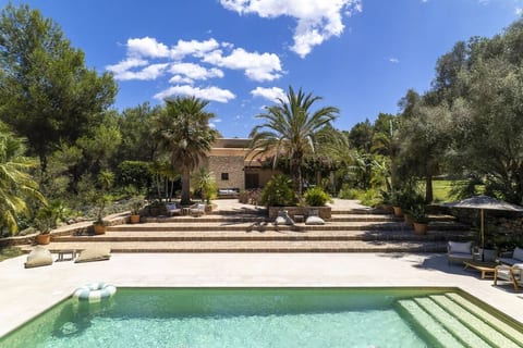 Enchanted famliy Retreat Villa at Santa Gertrudis