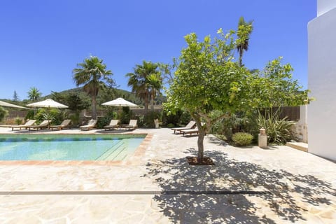 Pool Garden