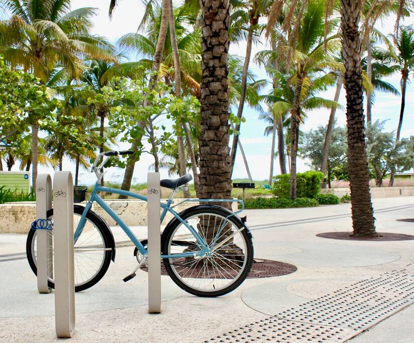 Bike to the beach, park your bike and go enjoy!