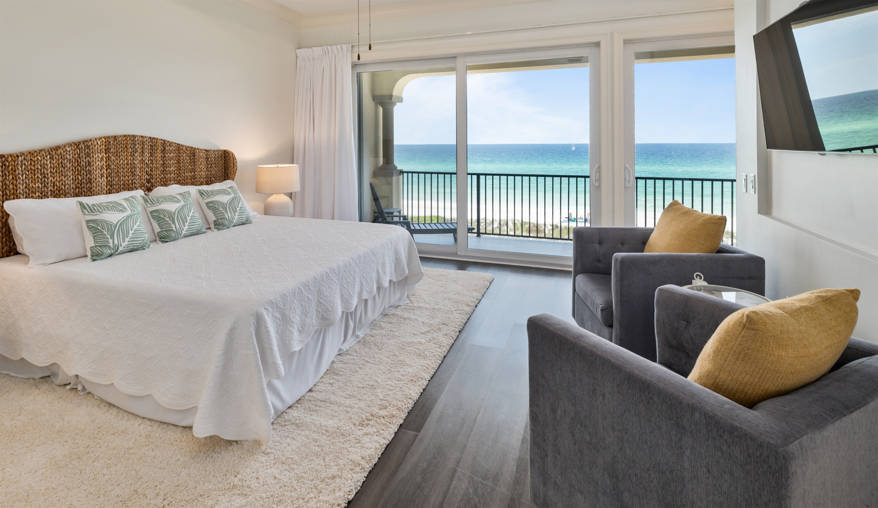 the-seaside-at-tuscany/