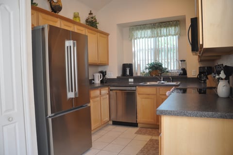 Lakeview Villa 