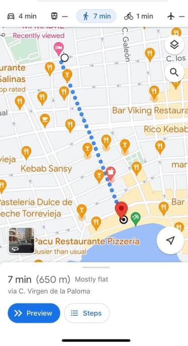 Walking distance to the beach from the apartment
Distancia del apartamento a la Playa del Cura
A poca distancia a pie de la playa de Cura