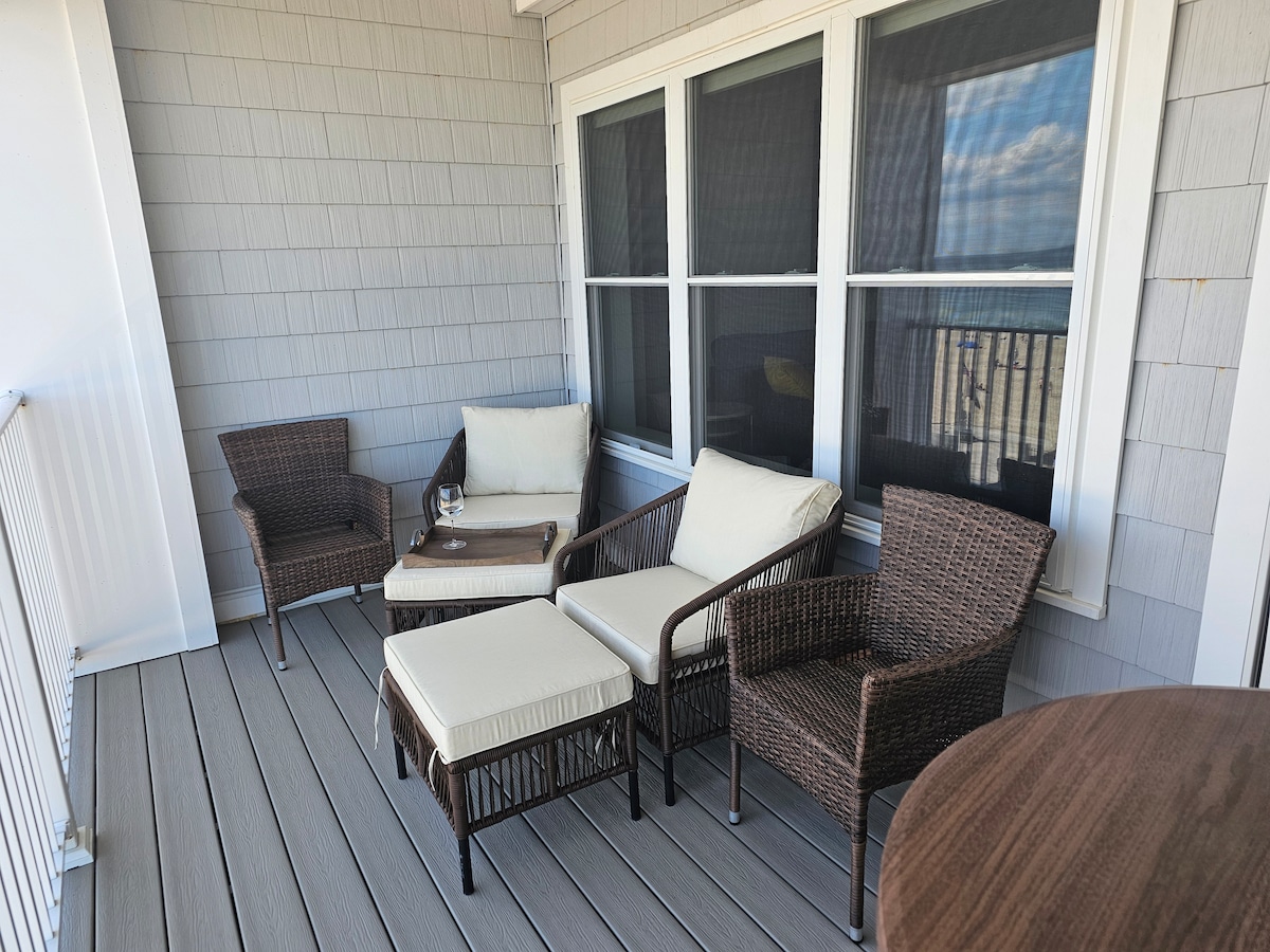 Oceanfront in prime location! - Hampton Oceanfront in prime location! - Hampton