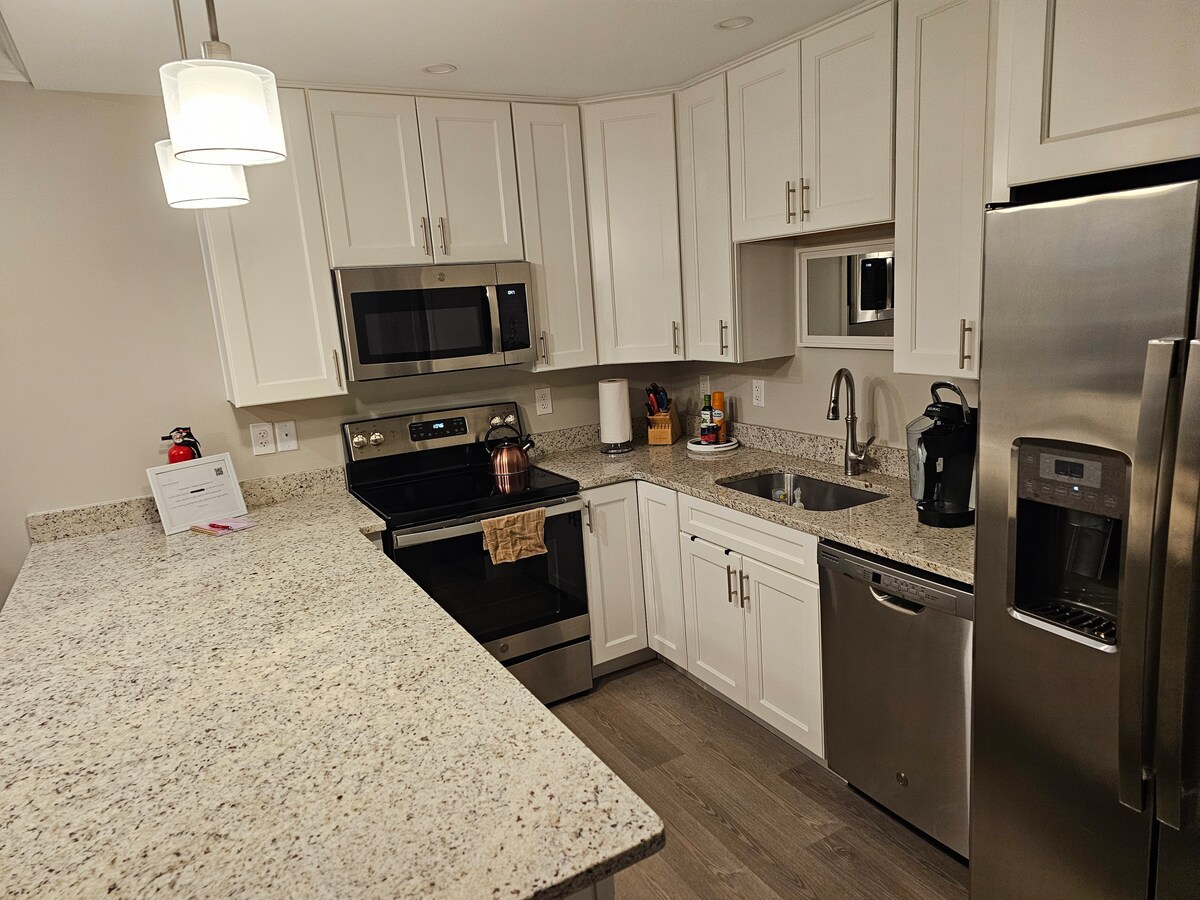 Oceanfront in prime location! - Hampton Oceanfront in prime location! - Hampton