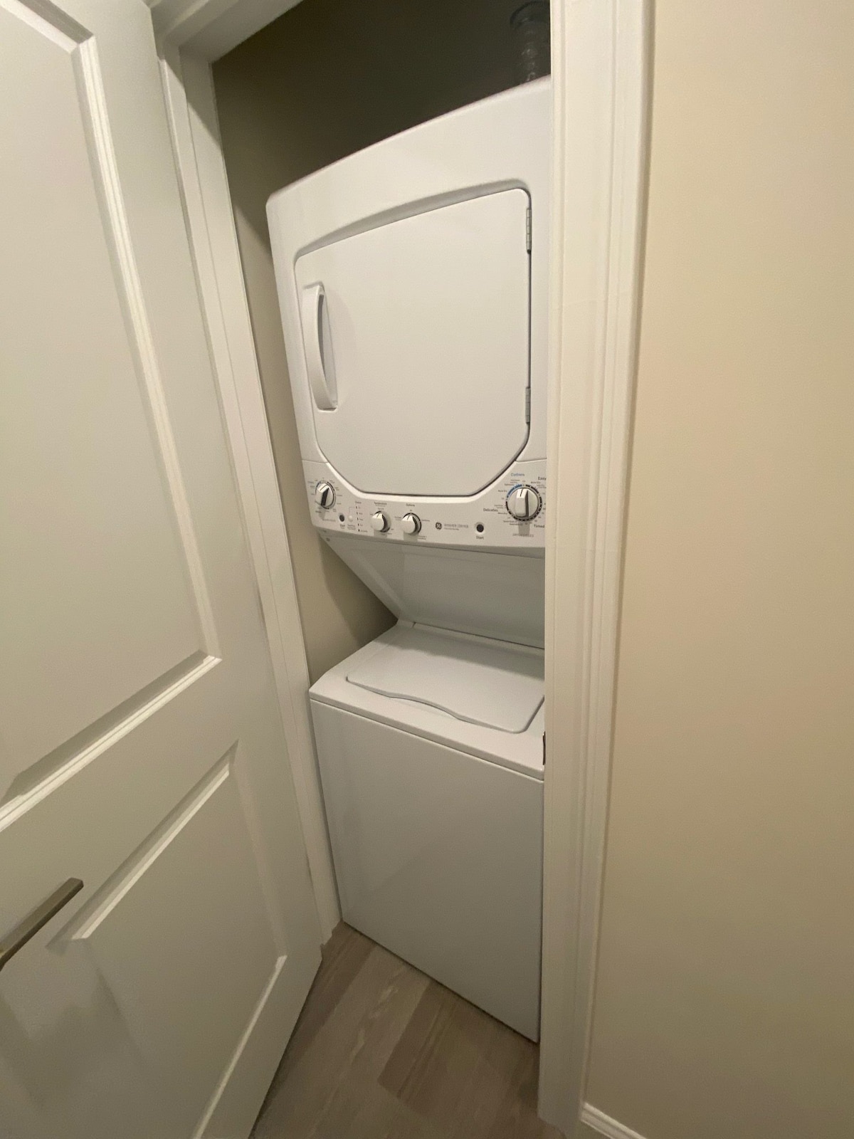 Oceanfront in prime location! - Hampton Oceanfront in prime location! - Hampton