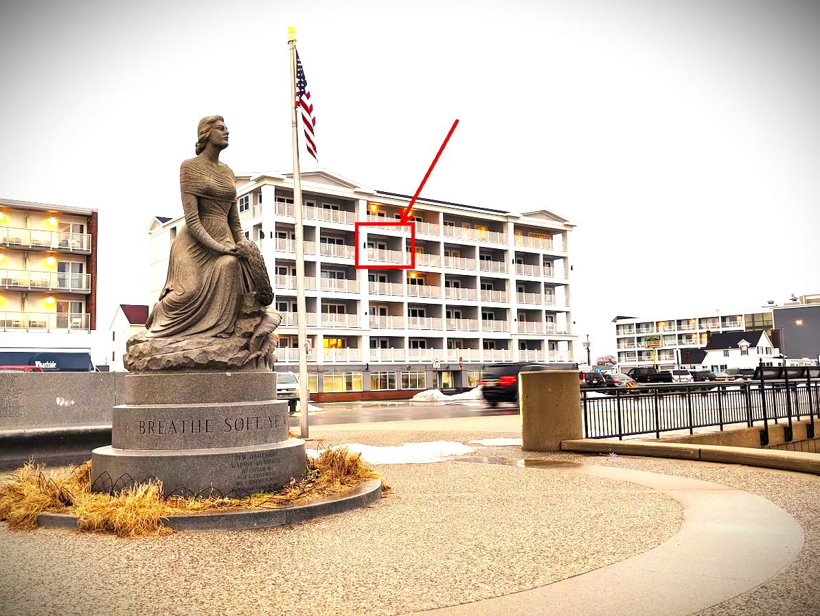 Oceanfront in prime location! - Hampton Oceanfront in prime location! - Hampton
