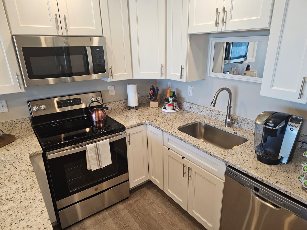 Oceanfront in prime location! - Hampton Oceanfront in prime location! - Hampton