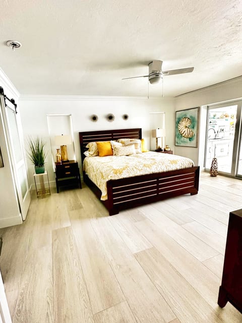 Master Bed Room, King Sized Bed