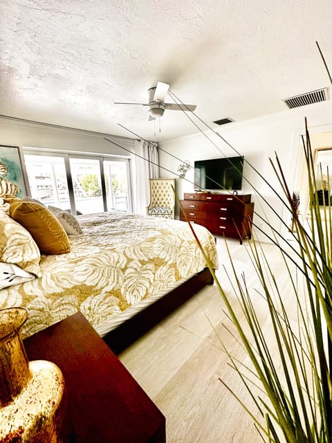 Master Bed Room, King Sized Bed