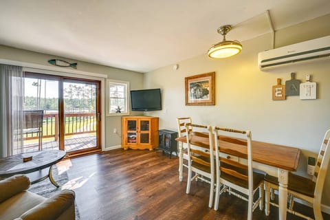 Living Area | Dining Area