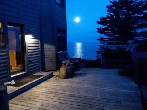 Lake Superior Shore Home