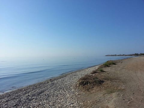 Apartment close to the sea & airport