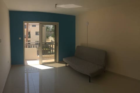 Apartment close to the sea & airport