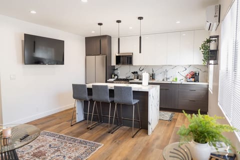 Tranquil NoHo Gem: Remodeled 1BR w/ EV Charger p70