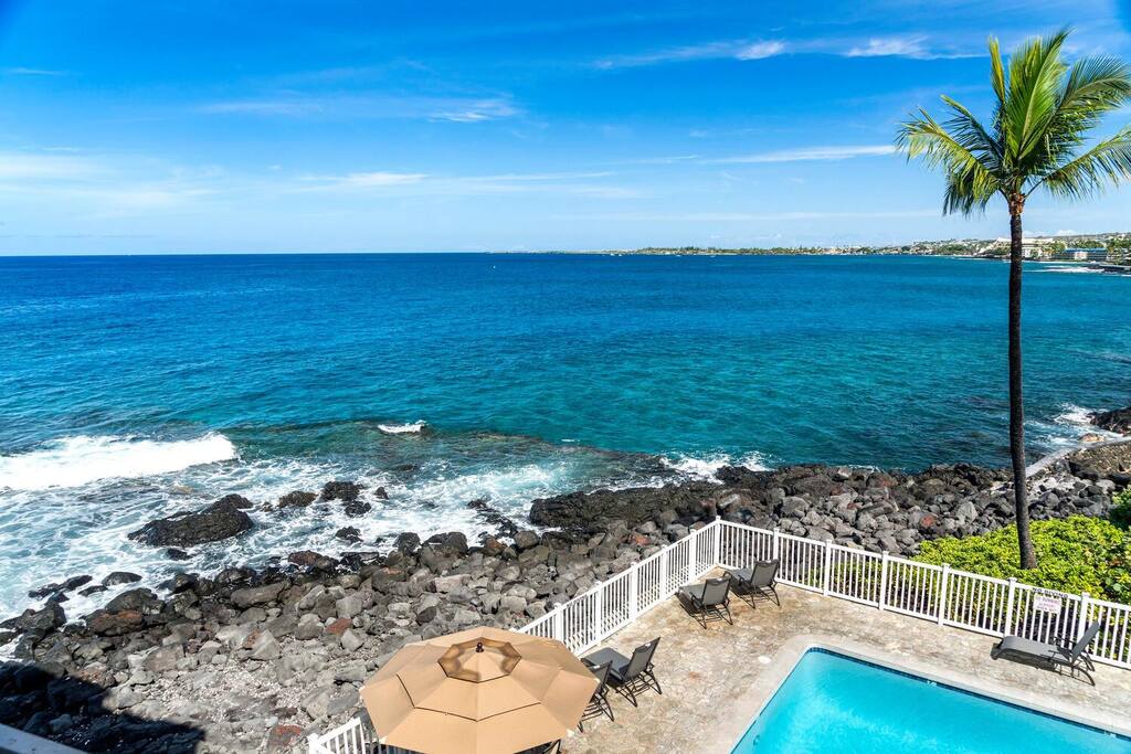Very Clean-Newly Remodeled-Ocean Front View - Kona Very Clean-Newly Remodeled-Ocean Front View - Kona